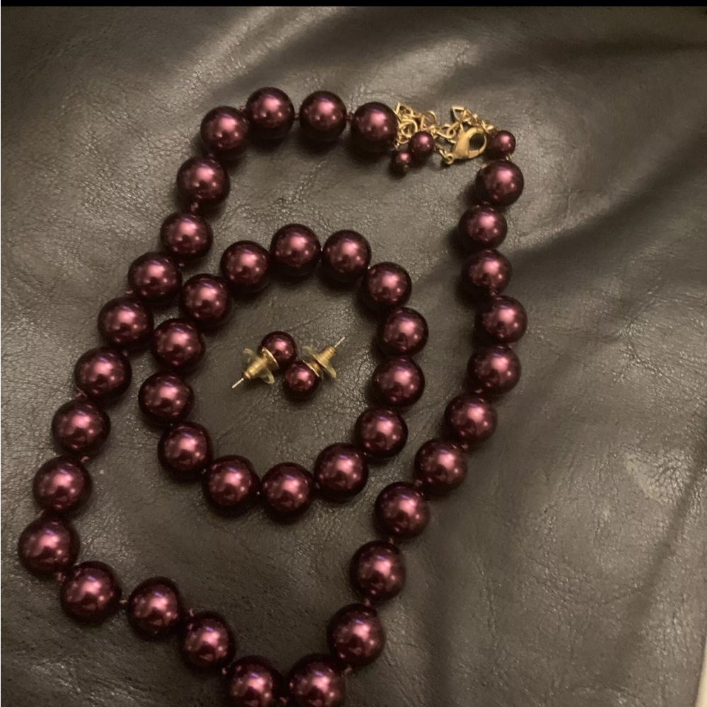 Women’s Medium Shiny Pearl Simulated Set - Earring Studs, Bracelet, & Necklace